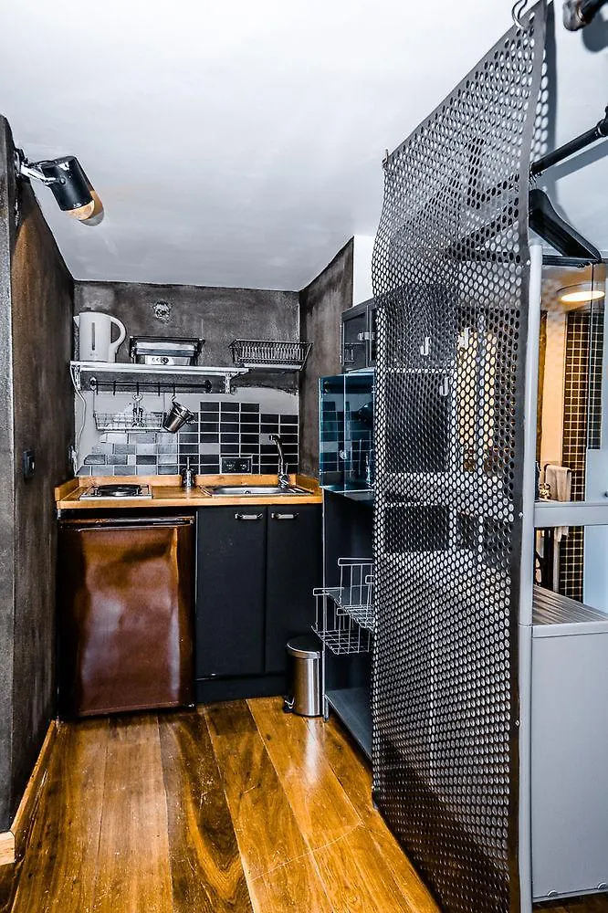 Tarus Bosphorus Apartments Cihangir Istanbul Turkey